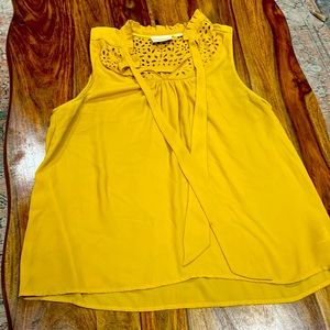 Yellow Maeve blouse tank with tie. Size 10